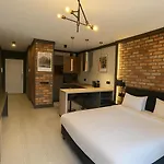 Riverside Industrial - Sauna - Gym -air-conditioning-spa-fitness Bed and Breakfast