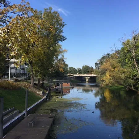 Bed & Breakfast Riverside Industrial - Sauna - Gym -air-conditioning-spa-fitness 4*