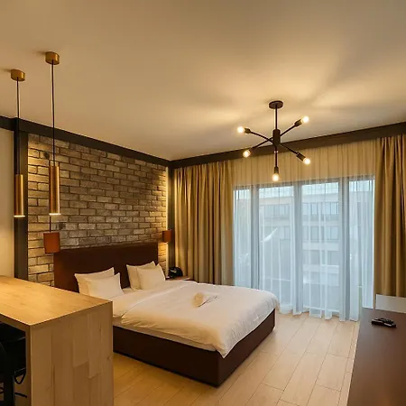 Bed & Breakfast Riverside Industrial - Sauna - Gym -air-conditioning-spa-fitness Wroclaw
