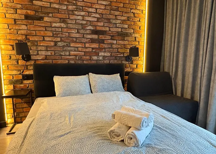 Bed & Breakfast Riverside Industrial - Sauna - Gym -air-conditioning-spa-fitness Wrocław